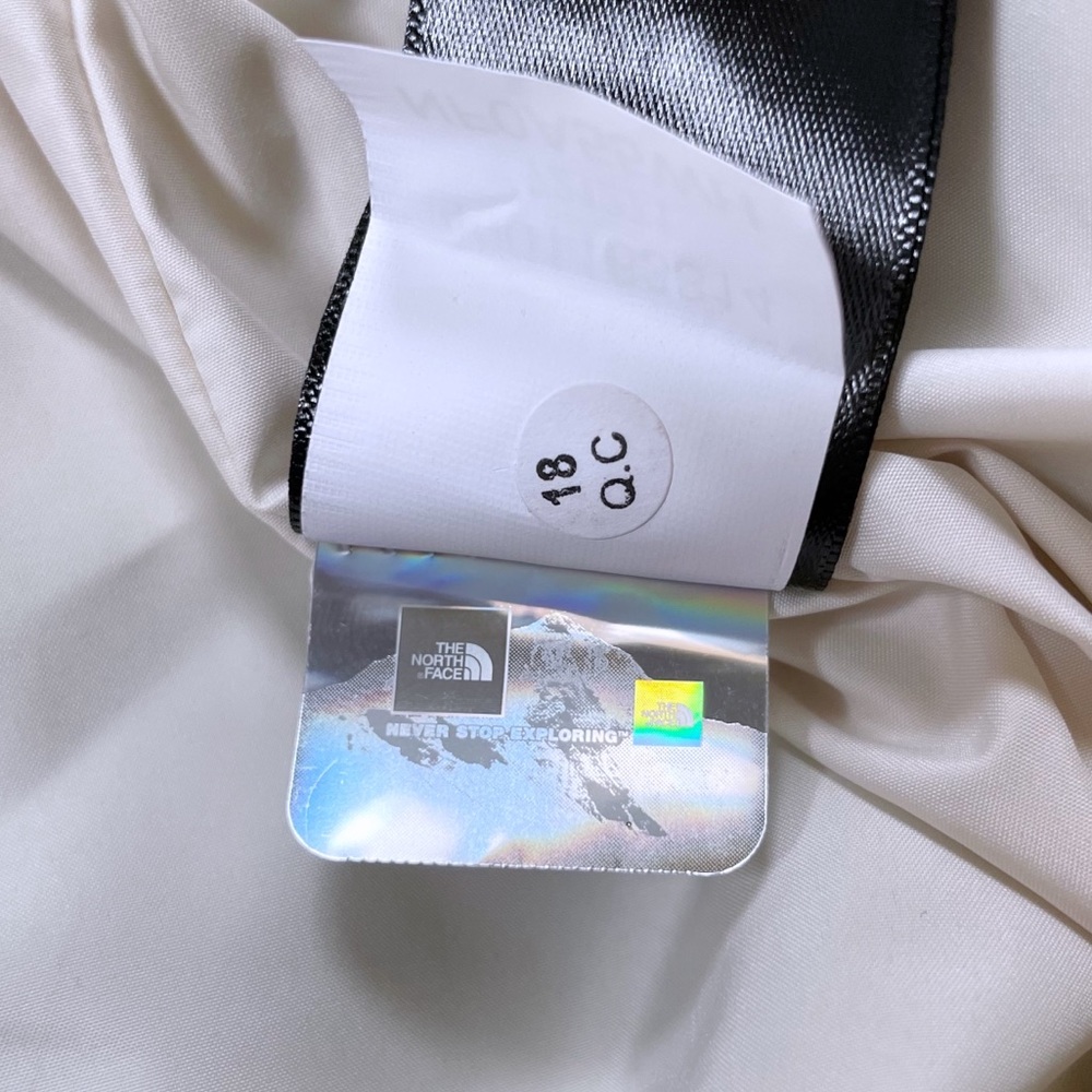 The North Face Women’s Kepplier Military Olive Rain Jacket - Picture 8 of 8